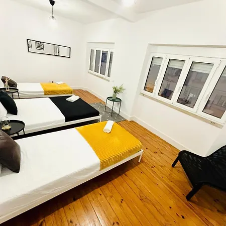 Luxury Rooms, Ideal Location For Tourists Albergue