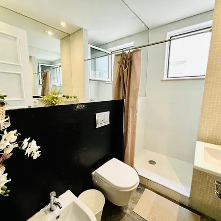 Luxury Rooms, Ideal Location For Tourists Лиссабон