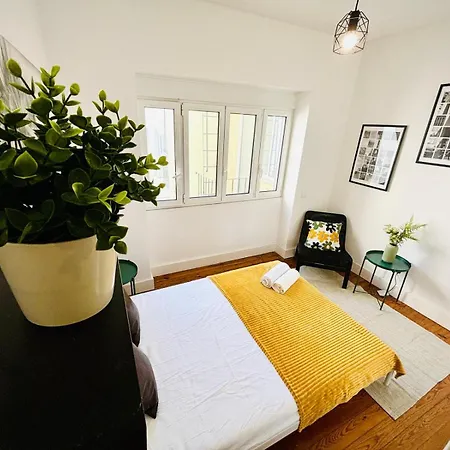 Luxury Rooms, Ideal Location For Tourists * Лиссабон