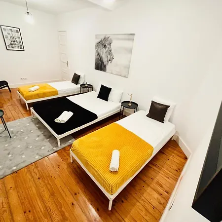 Хостел Luxury Rooms, Ideal Location For Tourists Лиссабон