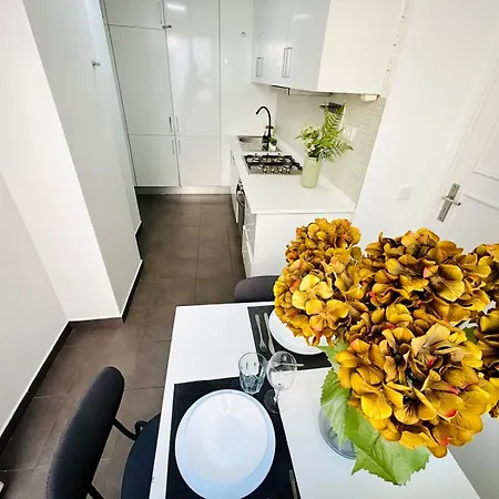 Hostal Luxury Rooms, Ideal Location For Tourists